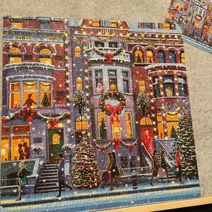 500 pc. Festive Holiday Puzzle with Winter Scene
